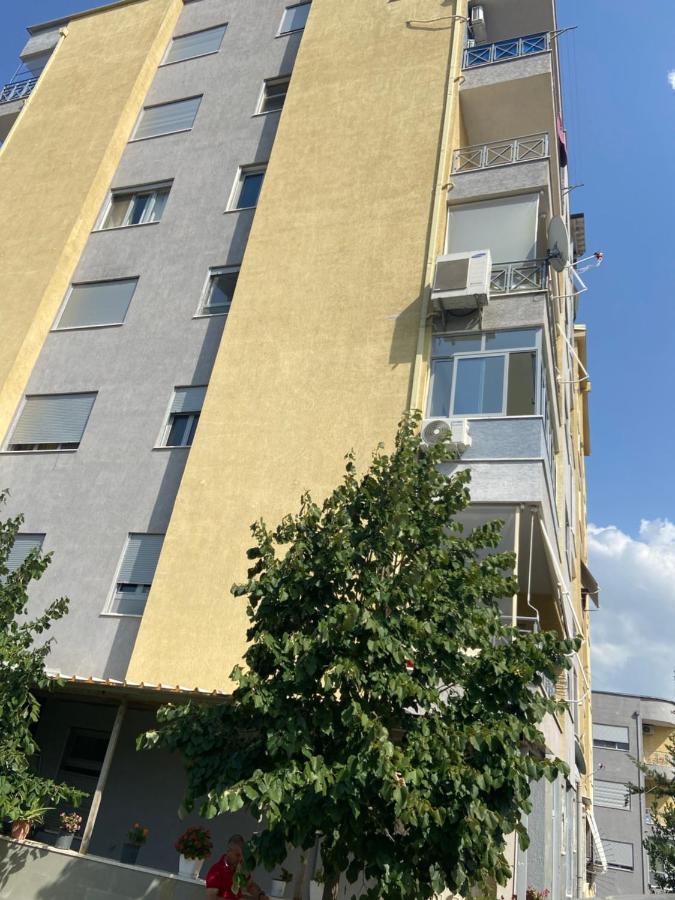 Mb Luxury Apartments Tirana Exteriör bild